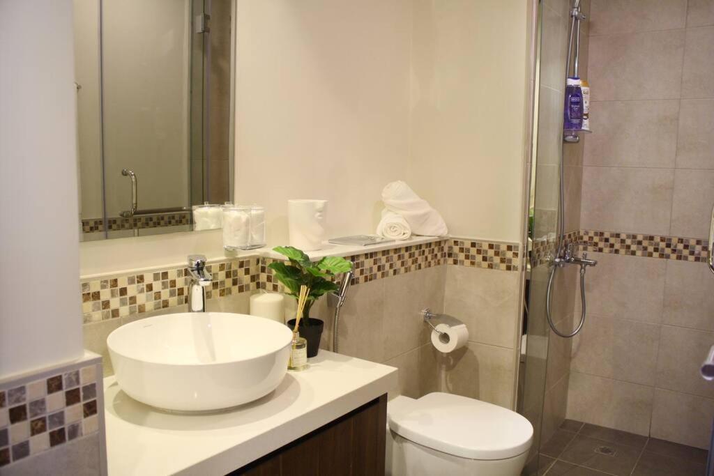 Vera Residences By Damac I 1Br Luxury Aparthotel ดูไบ ภายนอก รูปภาพ